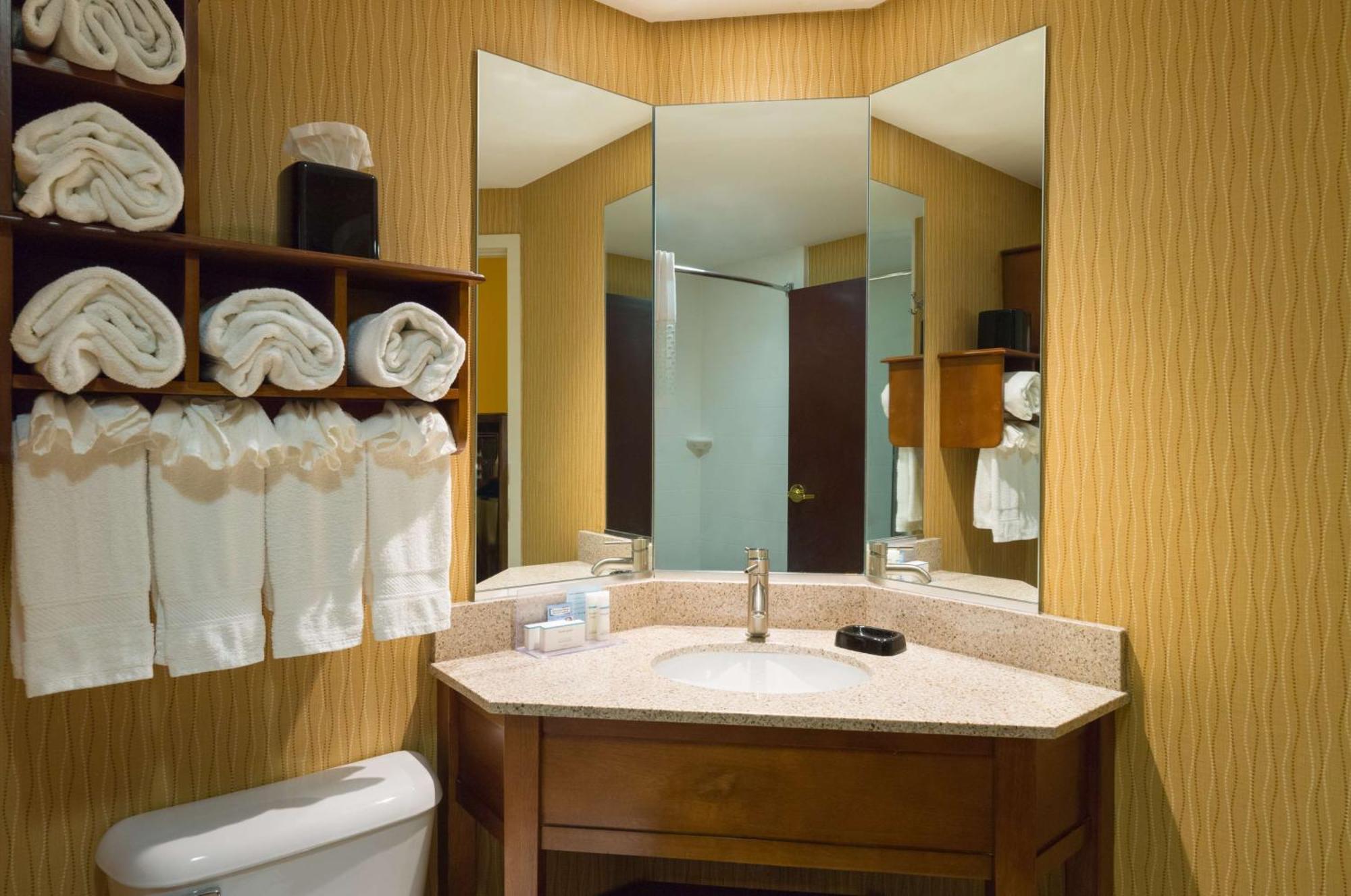 Larkspur Landing Carlisle Hotel Luaran gambar